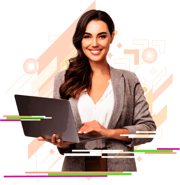 Foto: mujer joven sonriendo con computador portátil en las manos